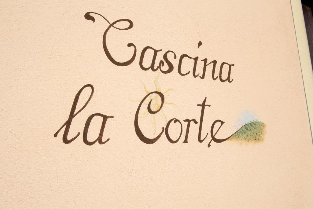 Cascina La Corte Bed & Breakfast เนเว ภายนอก รูปภาพ